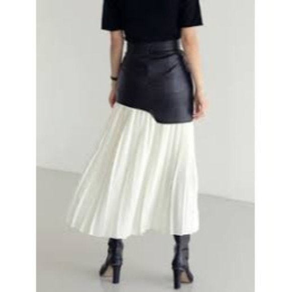 Micas Dresses & Skirts - Micas Contrast Pleated Pathchwork Faux Leather Midi Skirt Size XL RefE084
